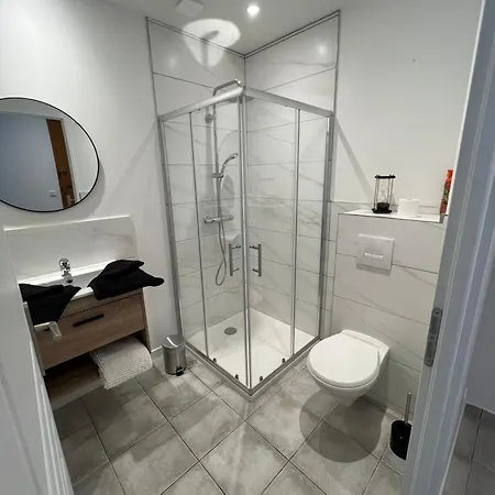 Grand Avec Veranda Et Parking شقة *