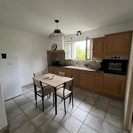 Grand Avec Veranda Et Parking شقة أوش