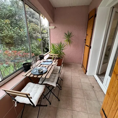 Apartment Grand Avec Veranda Et Parking