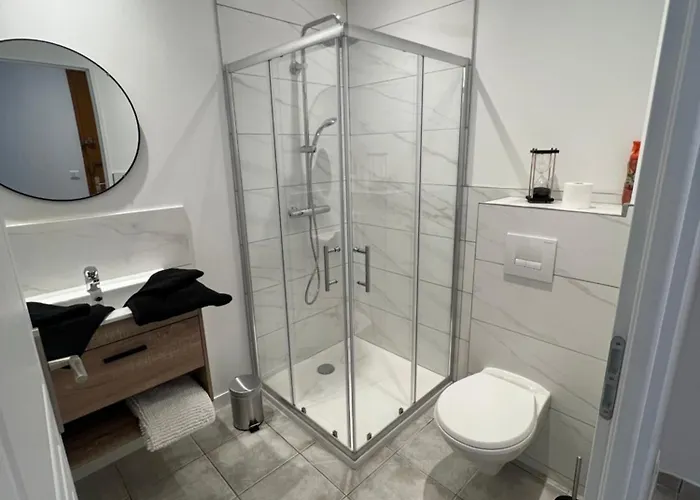 Grand Avec Veranda Et Parking شقة *